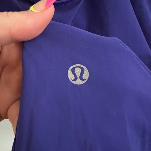 Lululemon Yoga Tank Top - Picture 4 of 6